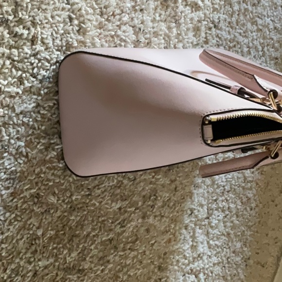 Michael kors purse - Picture 6 of 6